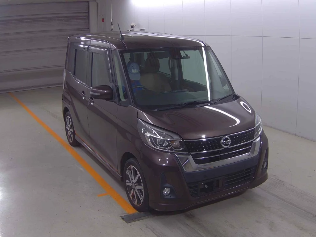 Nissan Dayz Roox B21A 2019